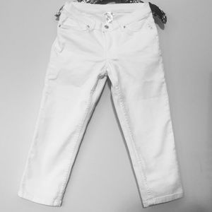 White Capri Pants